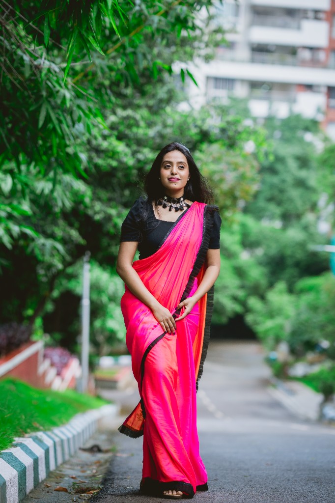 Swetha in pink saree